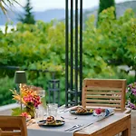 Ninon Dubrovnik - Adults Only Couette-café